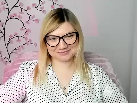 Lola moree online show from 12-22-25, 12:57