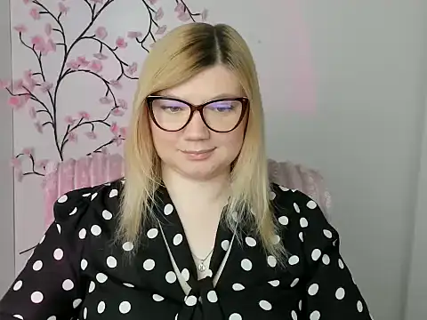 Lola moree online show from 04-21-26, 11:38