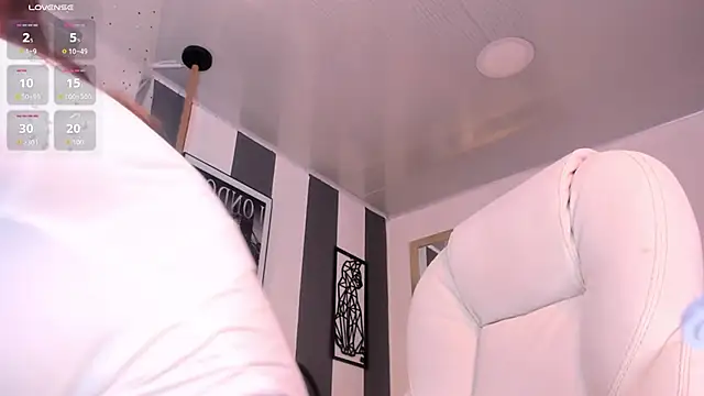 Salome  evans online show from 02-18-25, 01:33