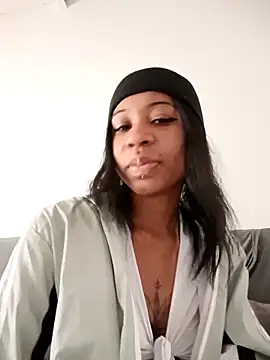 Zaira Rose  online show from 02-15-26, 03:09