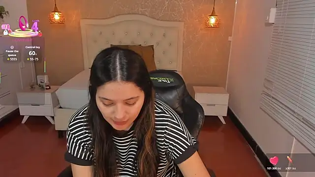 Hadley  online show from 12-21-25, 04:58