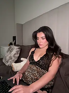 cute carly  online show from 05-13-26, 03:42