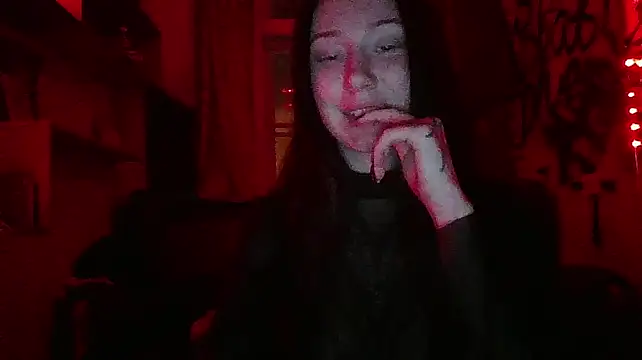 Snapshot of RussNocturnal chatting on 03-19-25, 11:03 RussNocturnal online show from 03-19-25, 11:03