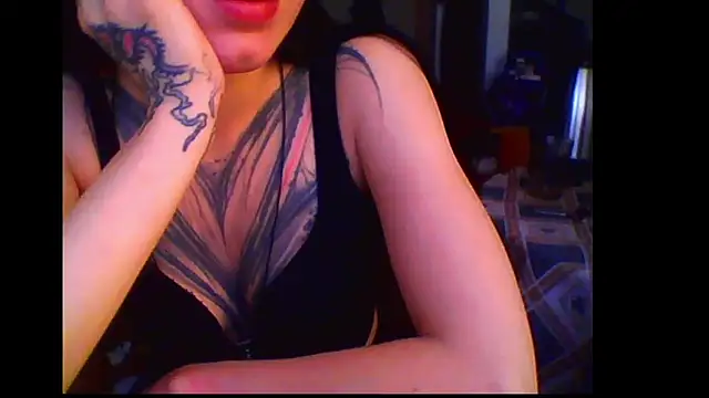 Snapshot of RussNocturnal chatting on 05-13-26, 01:03 RussNocturnal online show from 05-13-26, 01:03
