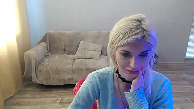 SexyBeatriice online show from 04-27-26, 07:39