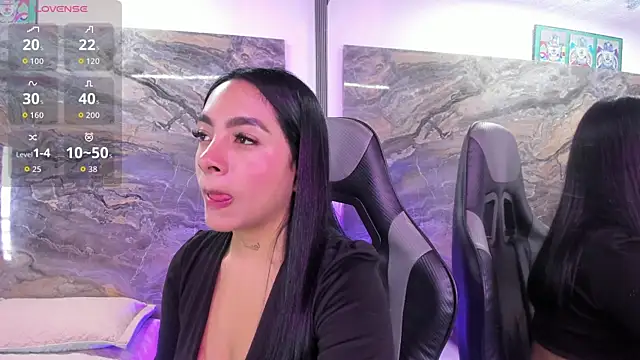 Estefy gomez09 online show from 04-14-26, 12:11