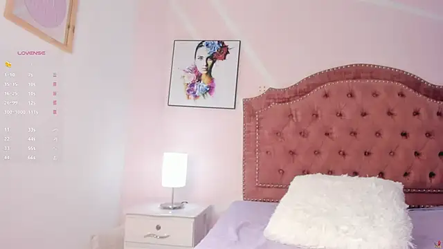 Snapshot of Mia_greco_ chatting on 03-18-25, 09:53 Mia greco  online show from 03-18-25, 09:53