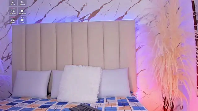 Snapshot of Mia_greco_ chatting on 09-20-25, 04:24 Mia greco  online show from 09-20-25, 04:24