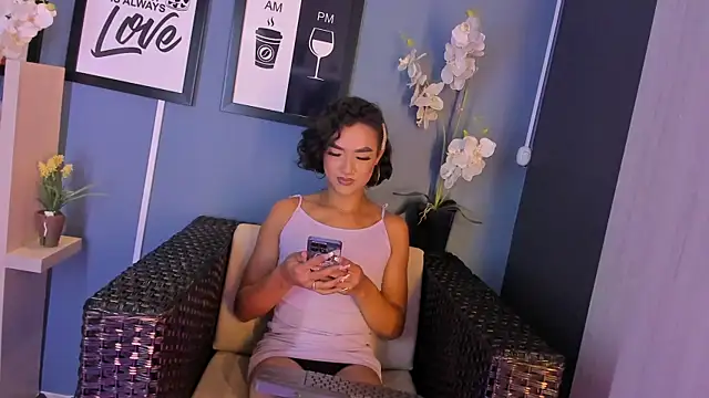 Snapshot of AliDiaz_ chatting on 03-15-25, 07:27 AliDiaz  online show from 03-15-25, 07:27