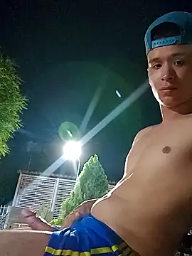 Snapshot of arevalo1124 chatting on 03-12-25, 05:02 arevalo1124 online show from 03-12-25, 05:02