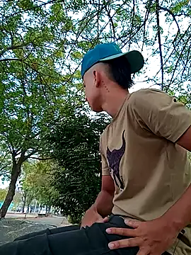 Snapshot of arevalo1124 chatting on 03-13-25, 03:17 arevalo1124 online show from 03-13-25, 03:17