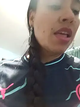 kamila lovee online show from 03-19-25, 04:14