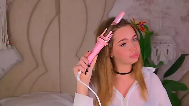 EvansLover online show from 11-16-25, 10:04