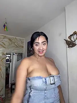 Snapshot of kendall_morry chatting on 09-25-25, 02:37 kendall morry online show from 09-25-25, 02:37