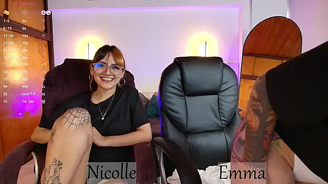  Emma11 online show from 02-04-25, 10:24