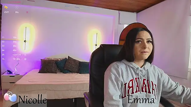  Emma11 online show from 02-17-25, 07:21