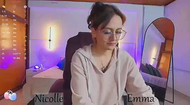  Emma11 online show from 03-11-25, 10:31
