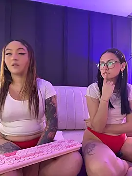  Emma11 online show from 11-24-25, 07:46