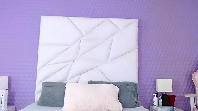 BrielaDiCaprio online show from 02-07-25, 07:38