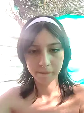 Snapshot of Maiden-Hot chatting on 02-04-25, 07:33 Maiden-Hot online show from 02-04-25, 07:33