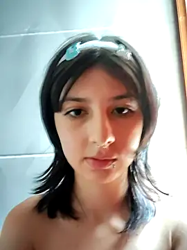 Snapshot of Maiden-Hot chatting on 02-10-25, 07:49 Maiden-Hot online show from 02-10-25, 07:49