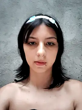 Snapshot of Maiden-Hot chatting on 02-10-25, 10:51 Maiden-Hot online show from 02-10-25, 10:51