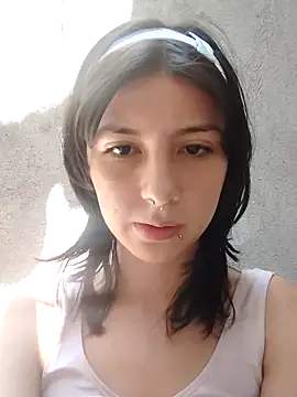 Snapshot of Maiden-Hot chatting on 02-16-25, 04:32 Maiden-Hot online show from 02-16-25, 04:32