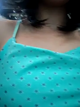 Snapshot of Maiden-Hot chatting on 02-20-25, 10:48 Maiden-Hot online show from 02-20-25, 10:48