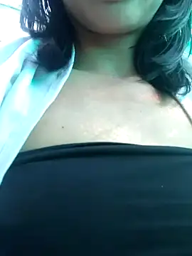 Snapshot of Maiden-Hot chatting on 02-21-25, 07:32 Maiden-Hot online show from 02-21-25, 07:32