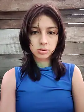 Snapshot of Maiden-Hot chatting on 03-07-25, 01:18 Maiden-Hot online show from 03-07-25, 01:18