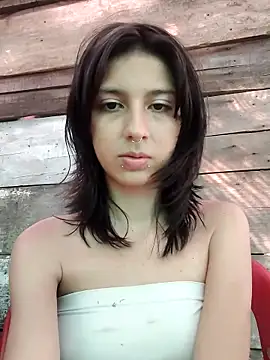 Snapshot of Maiden-Hot chatting on 03-08-25, 08:14 Maiden-Hot online show from 03-08-25, 08:14