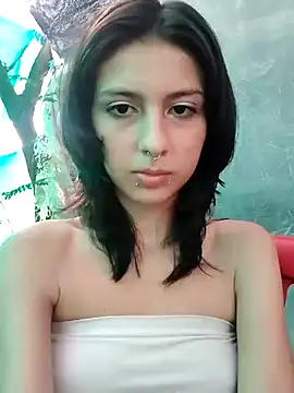 Snapshot of Maiden-Hot chatting on 03-11-25, 08:09 Maiden-Hot online show from 03-11-25, 08:09