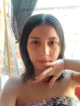 Snapshot of Maiden-Hot chatting on 09-18-25, 06:54 Maiden-Hot online show from 09-18-25, 06:54