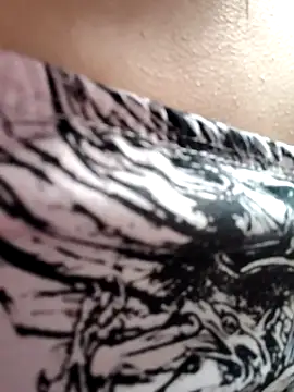 Snapshot of Maiden-Hot chatting on 09-23-25, 08:01 Maiden-Hot online show from 09-23-25, 08:01