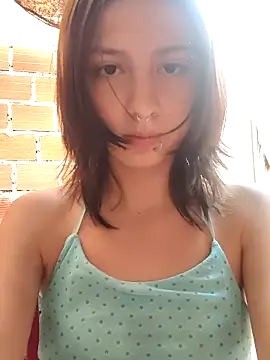 Snapshot of Maiden-Hot chatting on 10-30-25, 08:09 Maiden-Hot online show from 10-30-25, 08:09