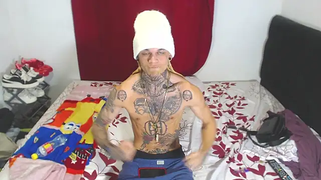 hot man05 online show from 02-04-25, 09:28