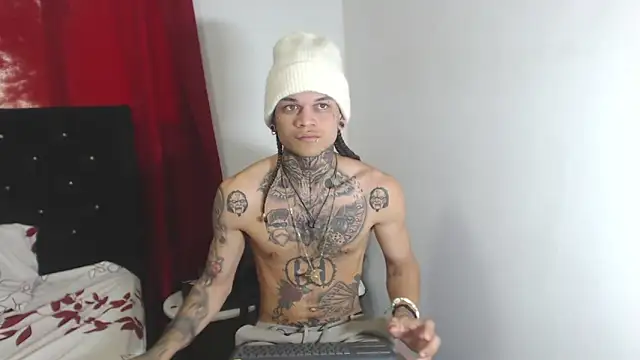 hot man05 online show from 02-28-25, 09:33