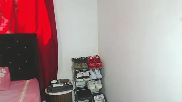 hot man05 online show from 03-06-25, 07:43