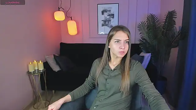 Snapshot of CharmBianca chatting on 02-20-25, 08:39 CharmBianca online show from 02-20-25, 08:39