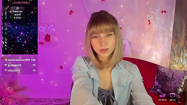 Snapshot of CharmBianca chatting on 12-05-25, 11:41 CharmBianca online show from 12-05-25, 11:41