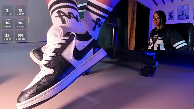 aleya bliss online show from 11-22-25, 03:49