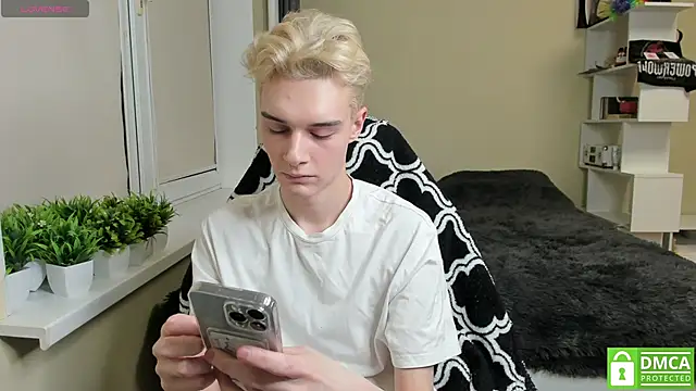 avegothy- online show from 03-18-25, 04:15