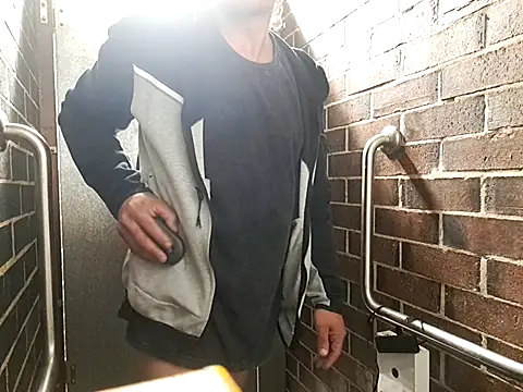 RichardHard 1 online show from 10-16-25, 05:36