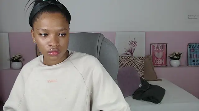 brendathompson  online show from 02-13-25, 12:32