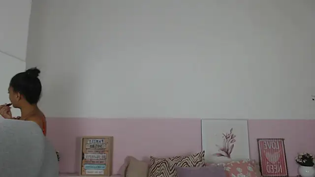 brendathompson  online show from 02-17-25, 12:48