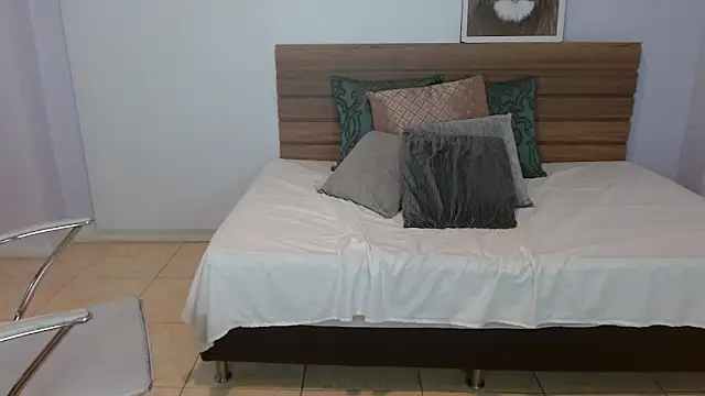 brendathompson  online show from 03-15-25, 09:41