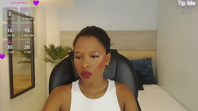 brendathompson  online show from 09-25-25, 02:48