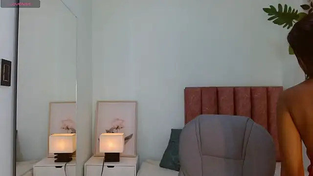 brendathompson  online show from 12-03-25, 04:09