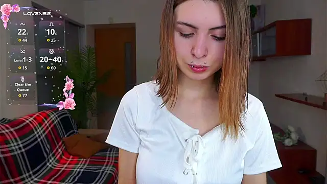 Snapshot of ErlinaBuoy chatting on 10-27-25, 05:33 ErlinaBuoy online show from 10-27-25, 05:33