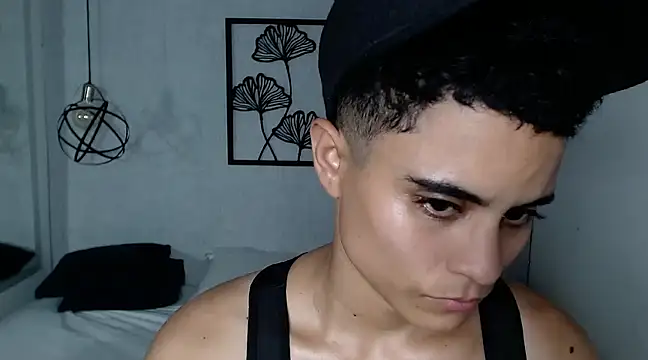 Liiamthompson online show from 03-10-25, 11:16